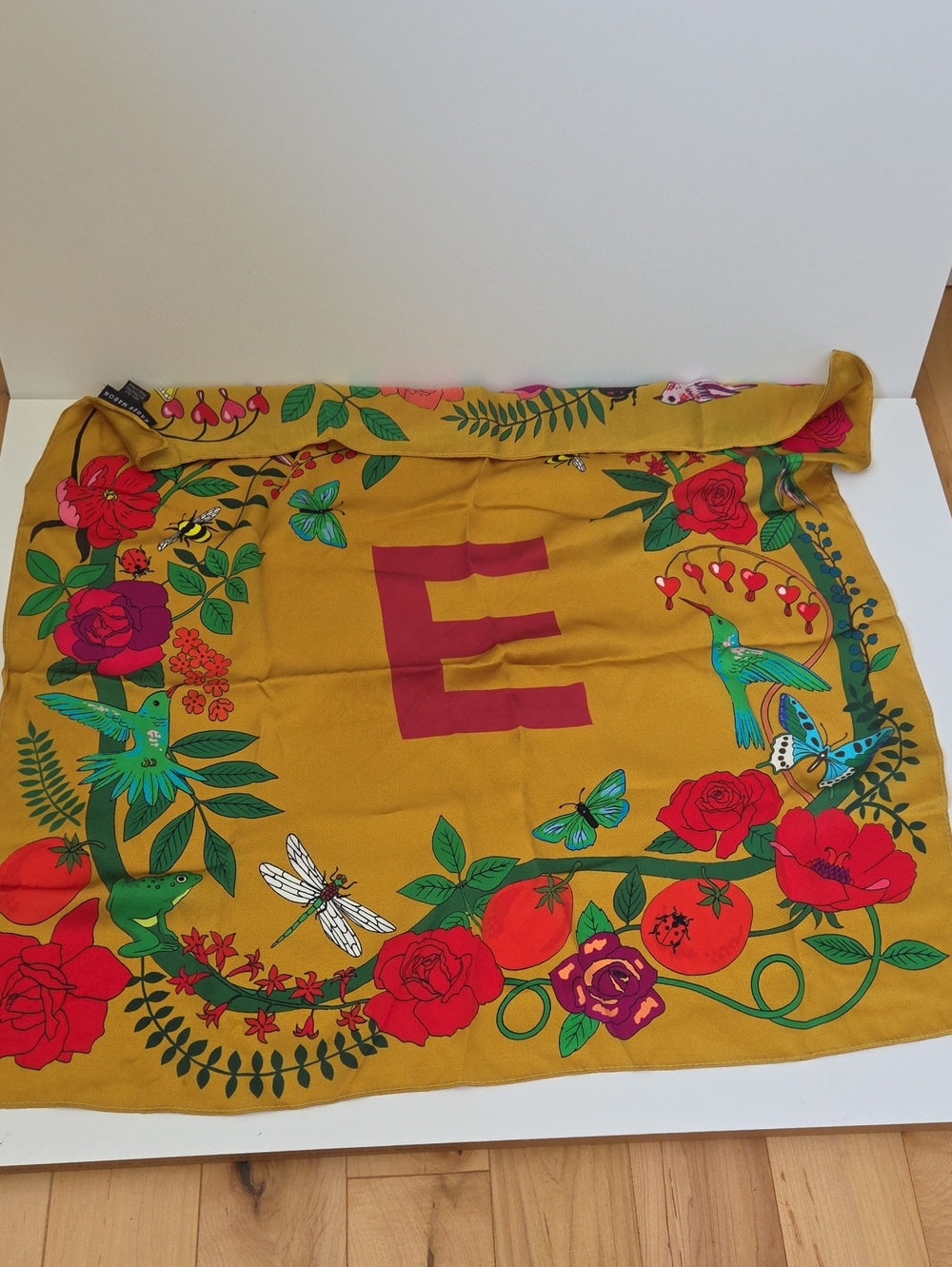 Antropologie Karen Mabon Yellow Floral Monogram E Silk Square Scarf 25x25 - Picture 3 of 5